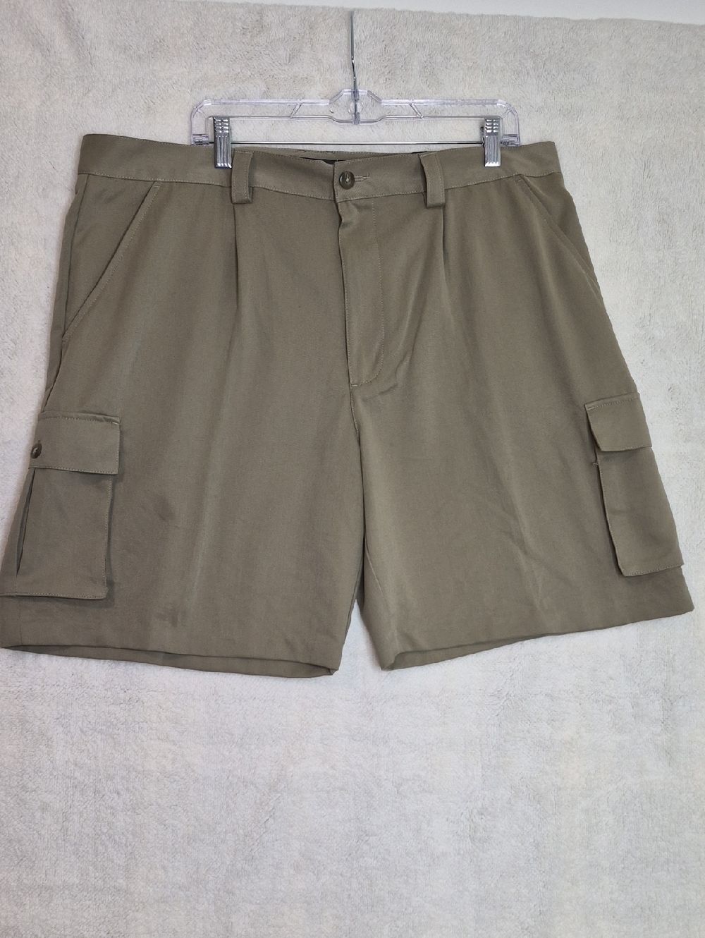 croft & barrow Men's Cargo Shorts in Beige Size 40
